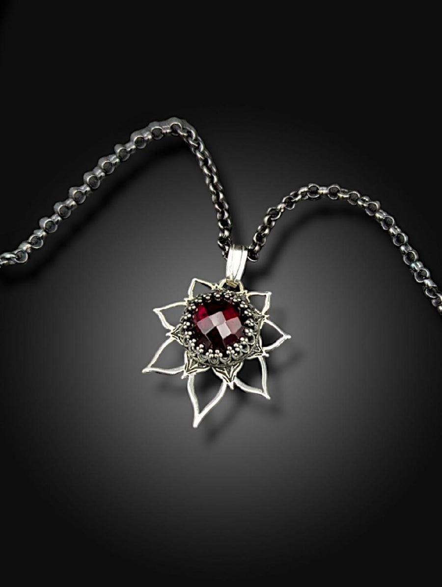 AAA ROSE CUT GARNET sterling silver flower mandala necklace