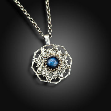 spinning sterling mandala necklace with labradorite