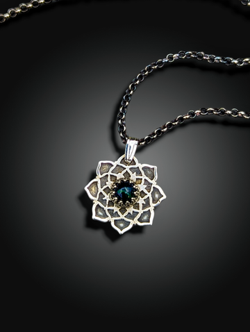 IMPOSSIBLE TO CAPTURE THE DEPTH AND COLOR IN THIS OPAL! sterling silver flower mandala necklace