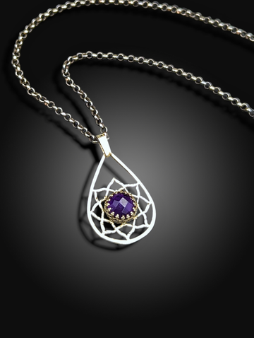 VIBRANT COLOR PERFECT CLARITY AMETHYST sterling silver teardrop necklace